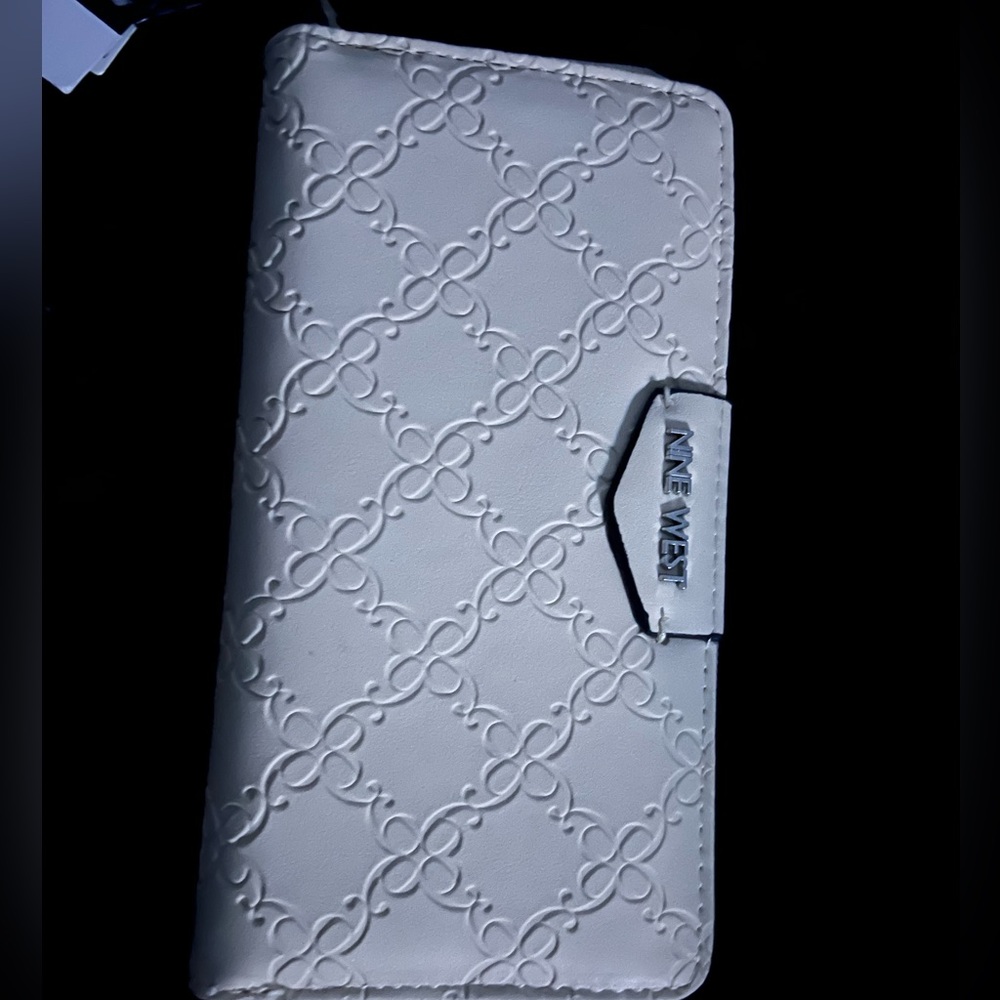 Nine West wallet nwt